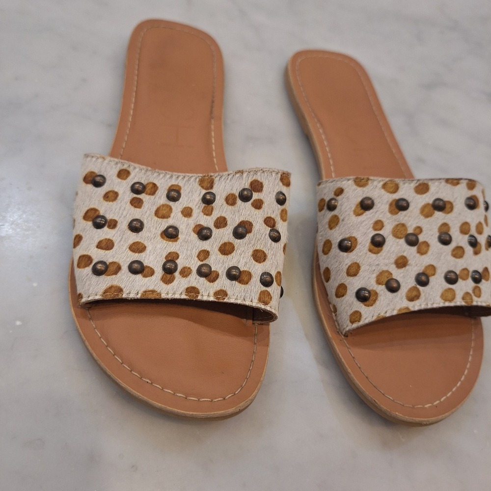 Beach by Matisse Salty Sandals Womens 8M Tan Calf Hair Studded Slide Flat Summer